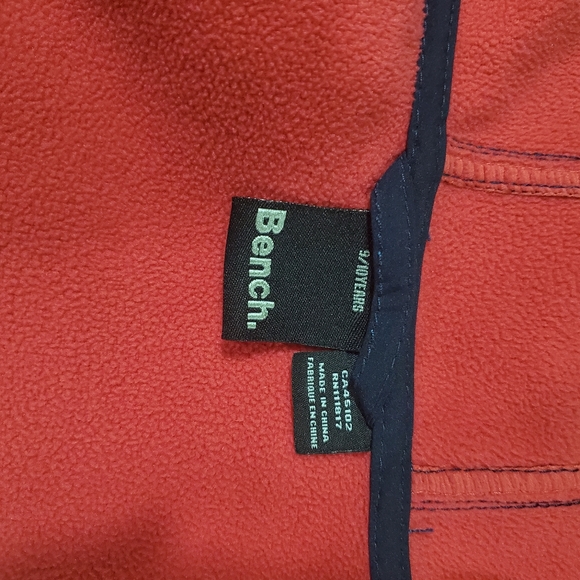 Bench youth jacket.  Size 9/10 years. - Picture 3 of 5